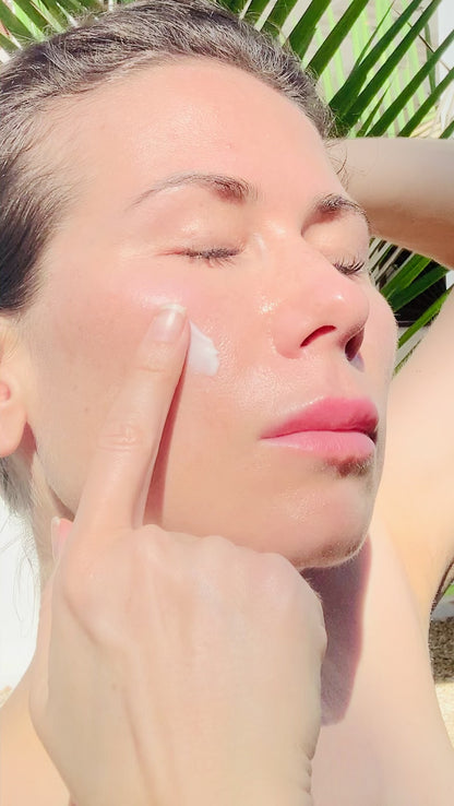 Collagen &amp; Peptide Night Cream promo video